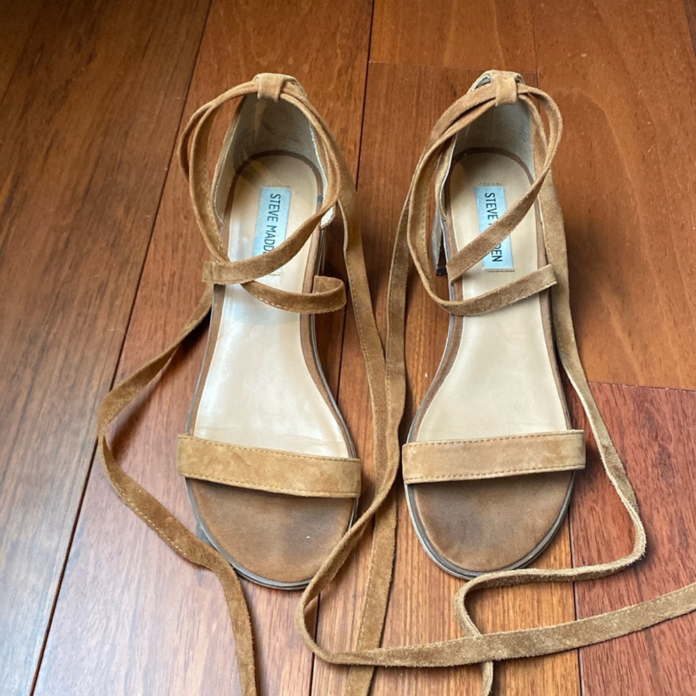 Steve Madden Brown Lace Up Block Sandals
